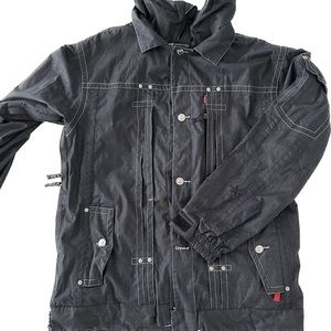 NWOT // 686 x Levi’s snowboarding winter denim jacket